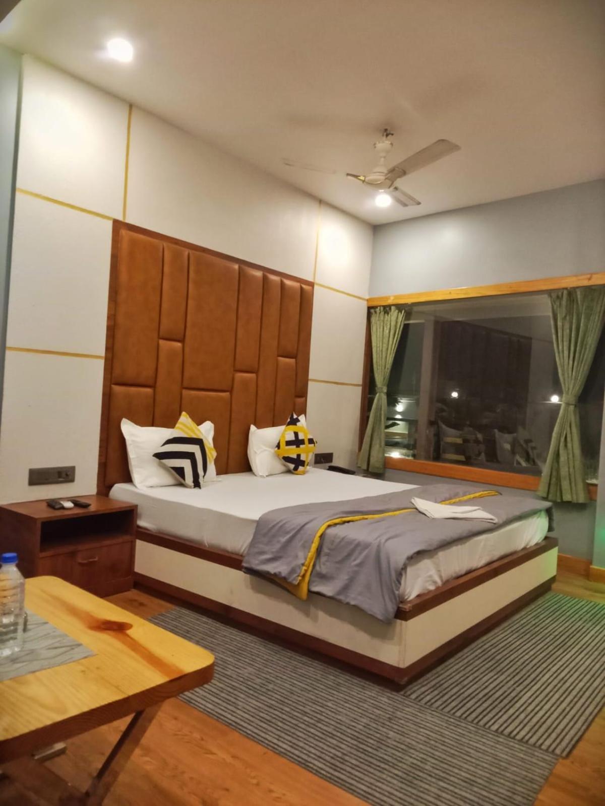 The Promise Hotel And Resort Tajpur Exteriör bild